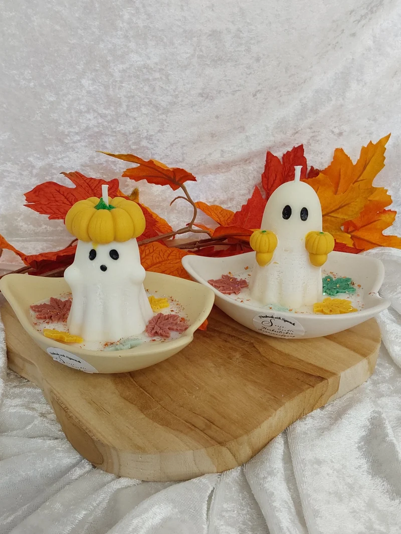 Halloween-Geister Duftkerze