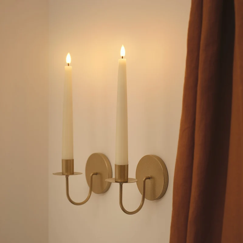 2er Set TruGlow® LED-Stabkerzen mit Wandhaltern & Fernbedienung