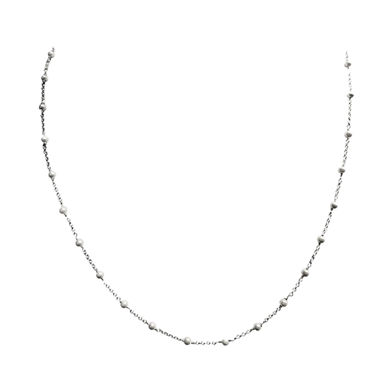 Collier mit Perlen