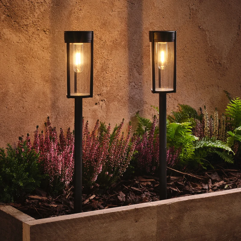 2er Set "Woburn" Solar-Erdspießleuchten mit warmweißen LEDs