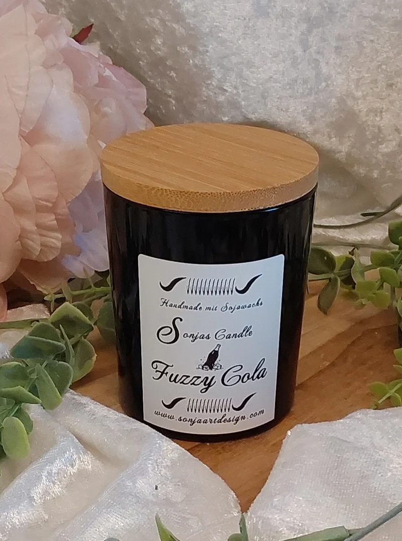 Duftkerze Fuzzy Cola