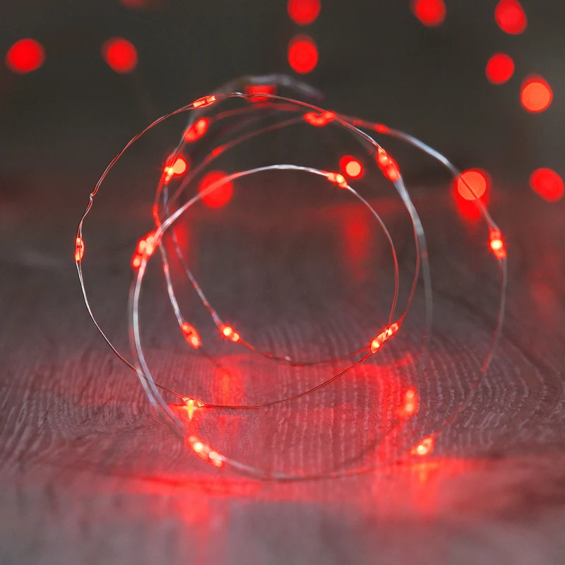 Batteriebetriebene 20er Mikro-LED-Lichterkette in Rot