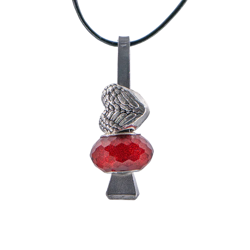 Hufnagel Schmuck mit roter Perle und Herz