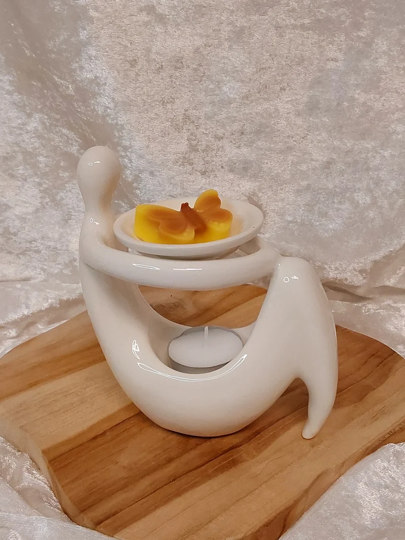 Sitzende Figur Duftlampe
