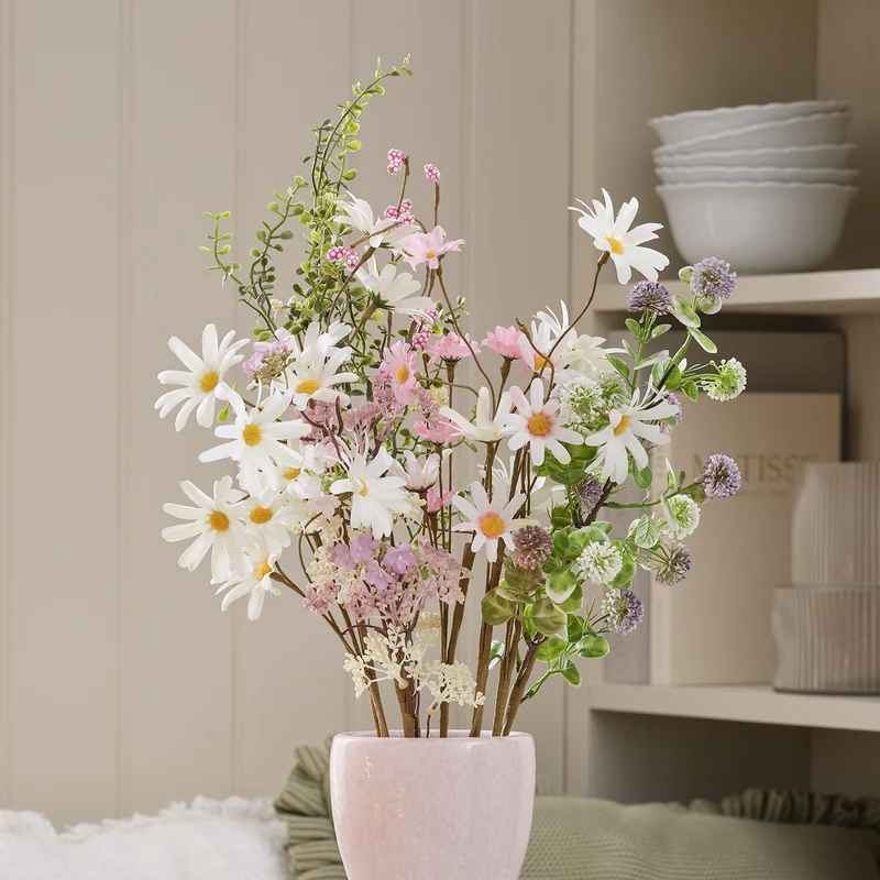 Künstlicher Frühlingsstrauß „Daisy Dreams“ mit pastellfarbenen Gänseblümchen 60cm