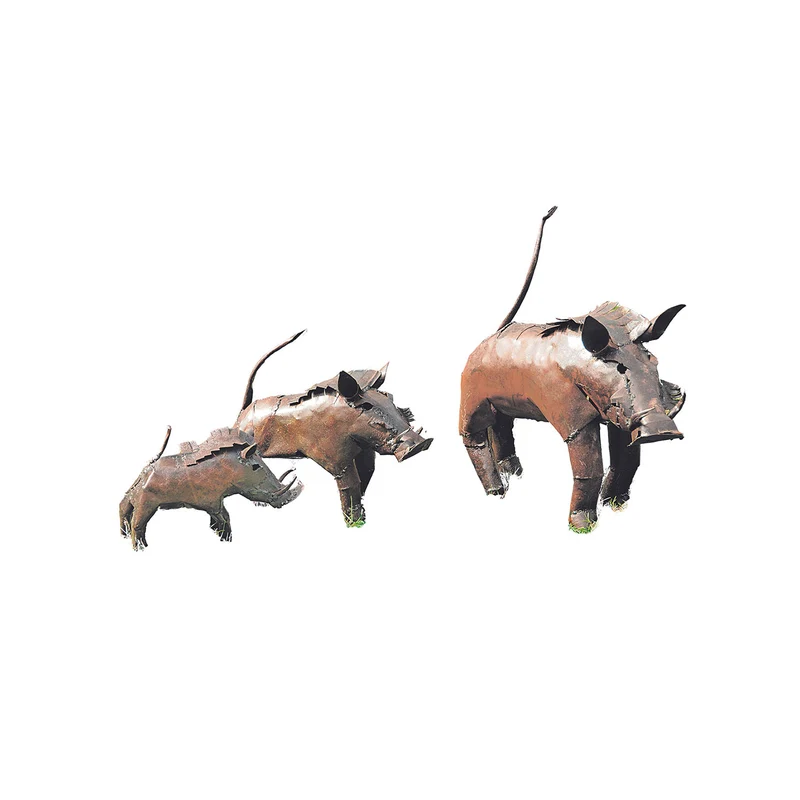 Drei Gartenfiguren "Warzenschweine" im Set