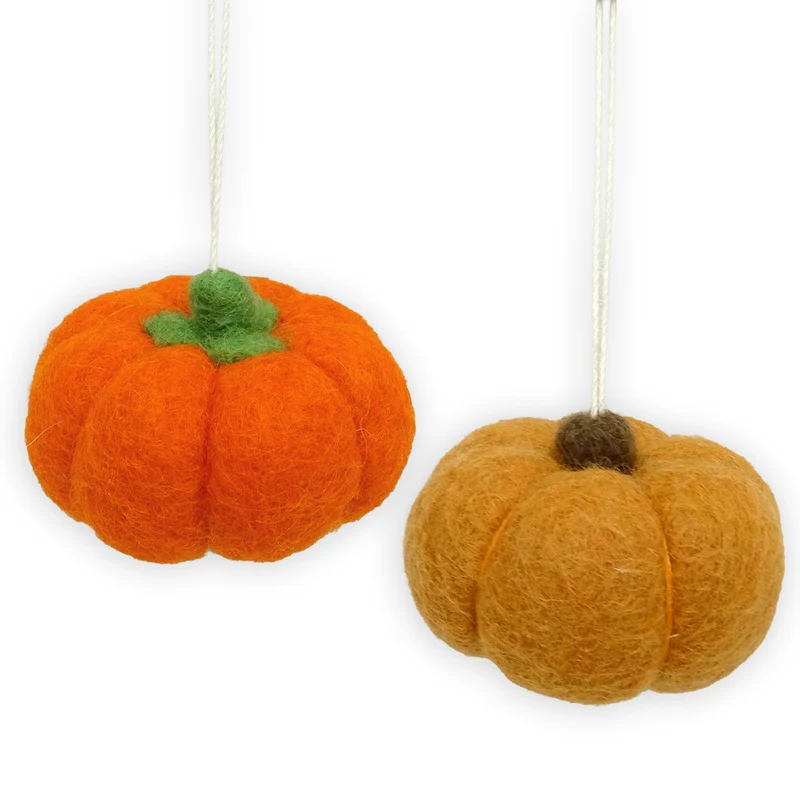 Kürbis Anhänger aus Filz im 2er Set – Herbstdeko in Orange und Braun