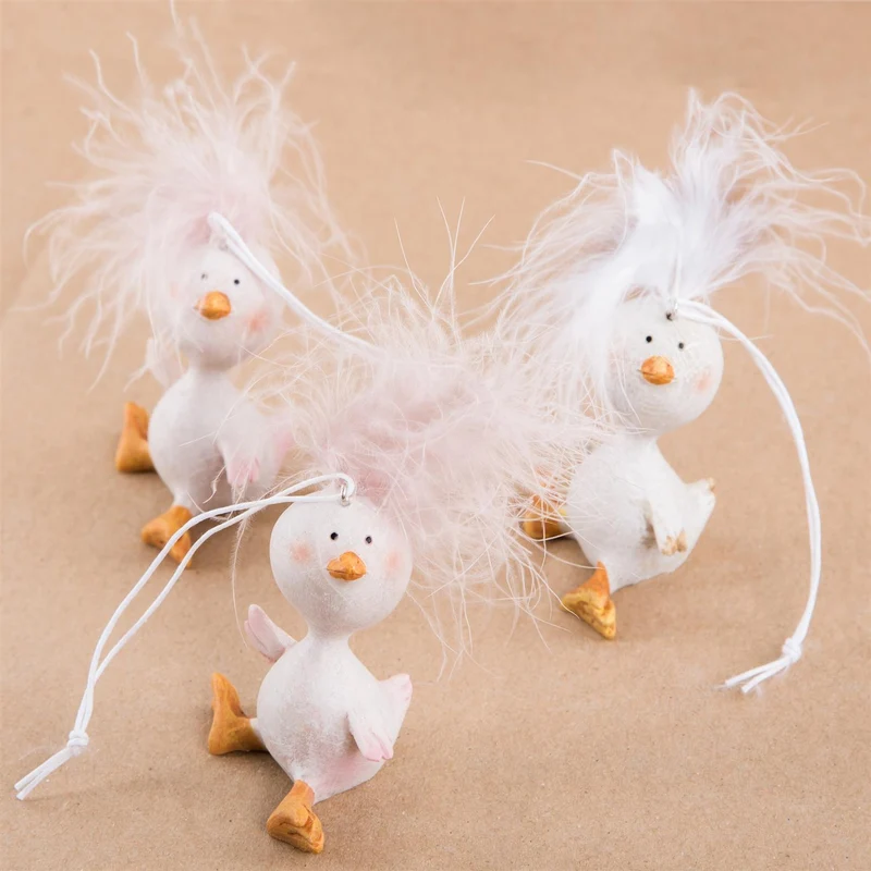 Logbuch-Verlag 3 kleine Ostern Hühner Küken Vögel Anhänger Osterschmuck mit Schnur zum Aufhängen weiß rosa Deko Osterdeko