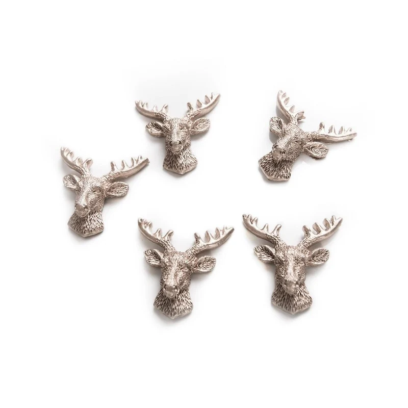 5 Hirsch Kopf Geweih Streuteile 4 cm mit Klebepunkt silber