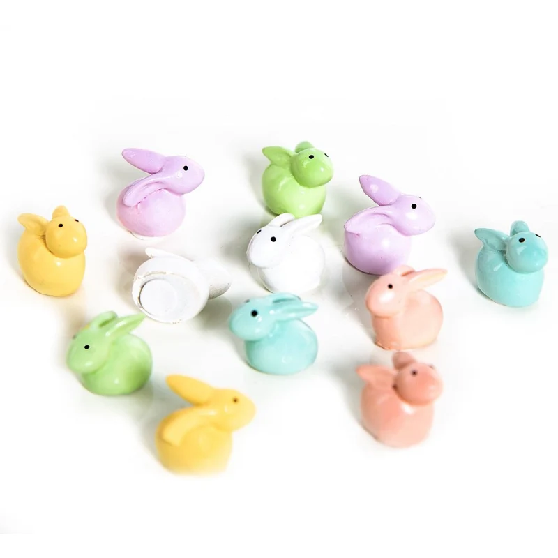 12 Mini Osterhasen bunt mit Klebepunkt Geschenk Ostern 2 cm