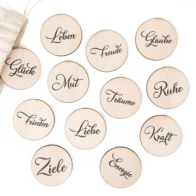 12 Glückstaler aus Holz inkl. braunes Säckchen - Worte Liebe Glück Freude Glückssteine 4 cm