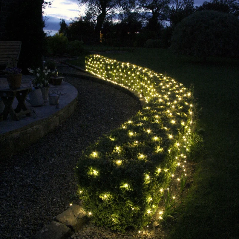 Core Connect 10m x 2m 700er LED Lichternetz warmweiß koppelbar grünes Kabel