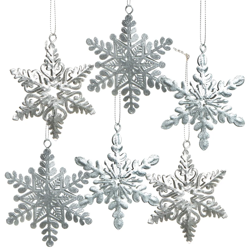 6 Schneeflocken mit Schnur zum Aufhängen - 8 cm Silberfarben aus Metall