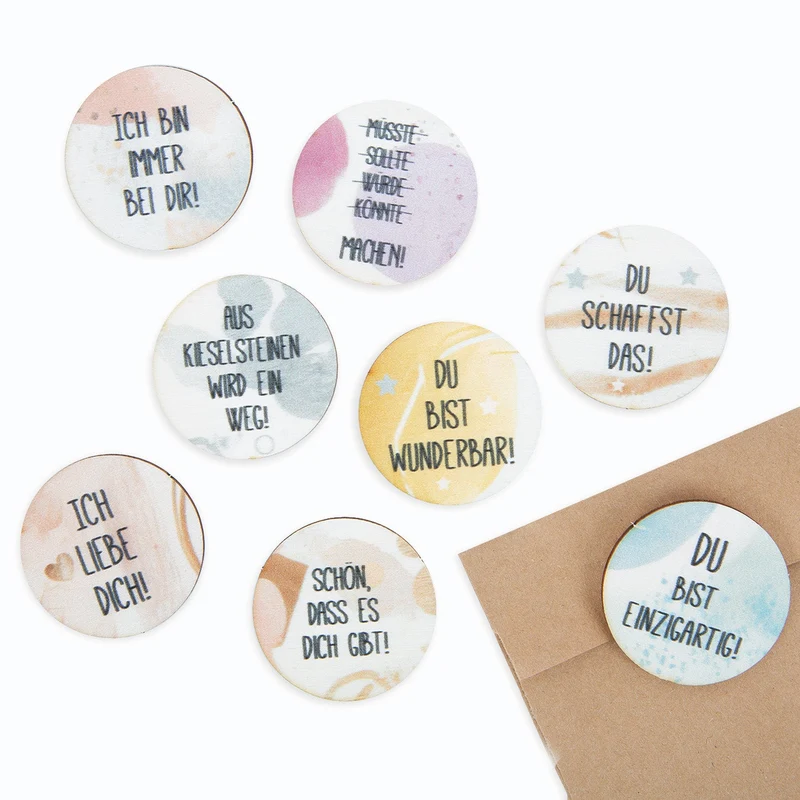 8 kleine Glücksbringer - Motivation Geschenke Glückstaler aus Holz 4 cm