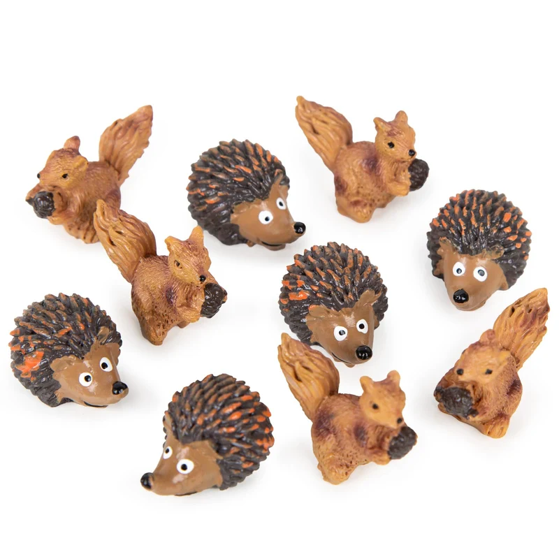 Logbuch-Verlag 10 Mini Tierfiguren Igel und Eichhörnchen Frühling Herbst Deko Streudeko Bastelzubehör 2,5 cm