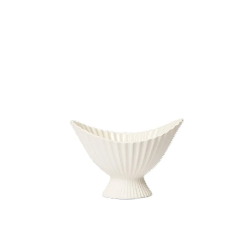 Dekoschale Fountain Bowl H19 off-white - ferm LIVING