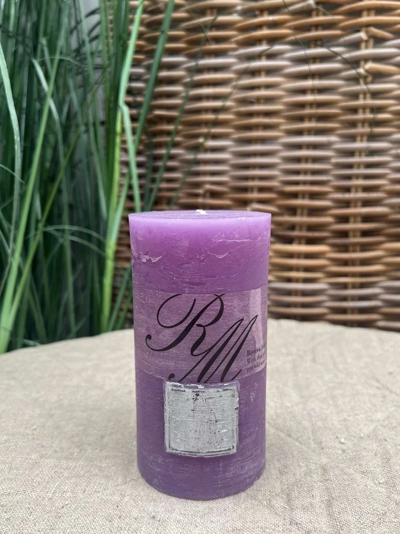 Kerze "Frosted Candle Dahlia Purple" von Rivièra Maison