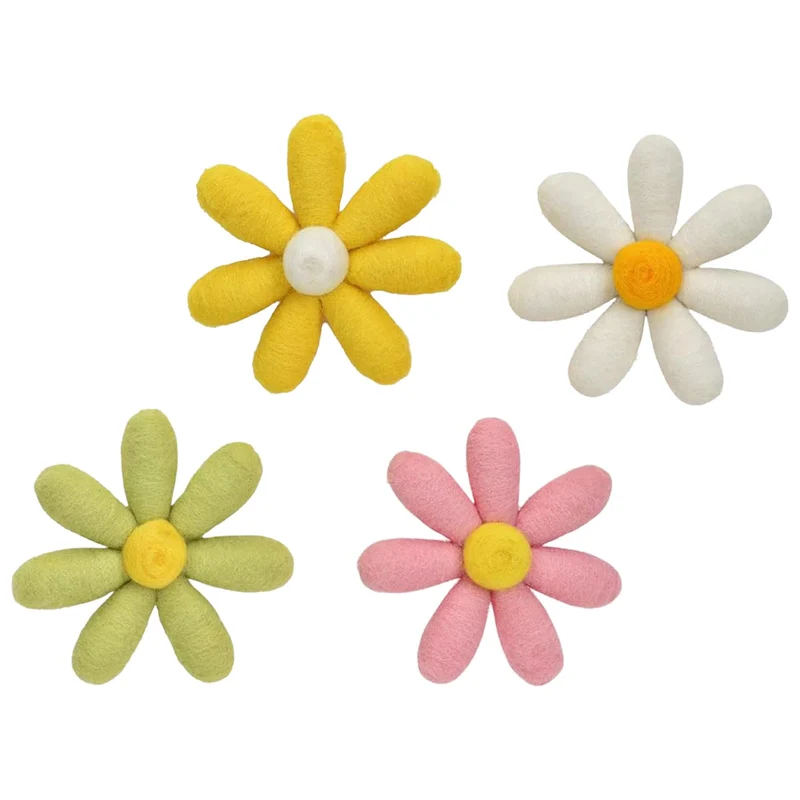 Logbuch-Verlag Filzblumen Hänger 4er-Set 9 cm – Blumen aus Filz zum Aufhängen in Gelb, Rosa, Grün & Weiß – Frühlingsdeko für Fenster, Zweige & Geschenke