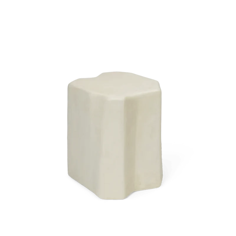 Staffa Hocker FiberGlass - ferm LIVING