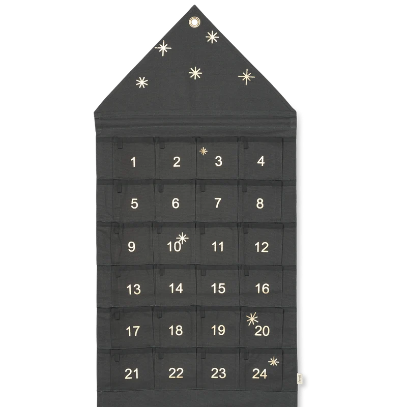 Adventskalender aus Stoff zum Befüllen - ferm LIVING