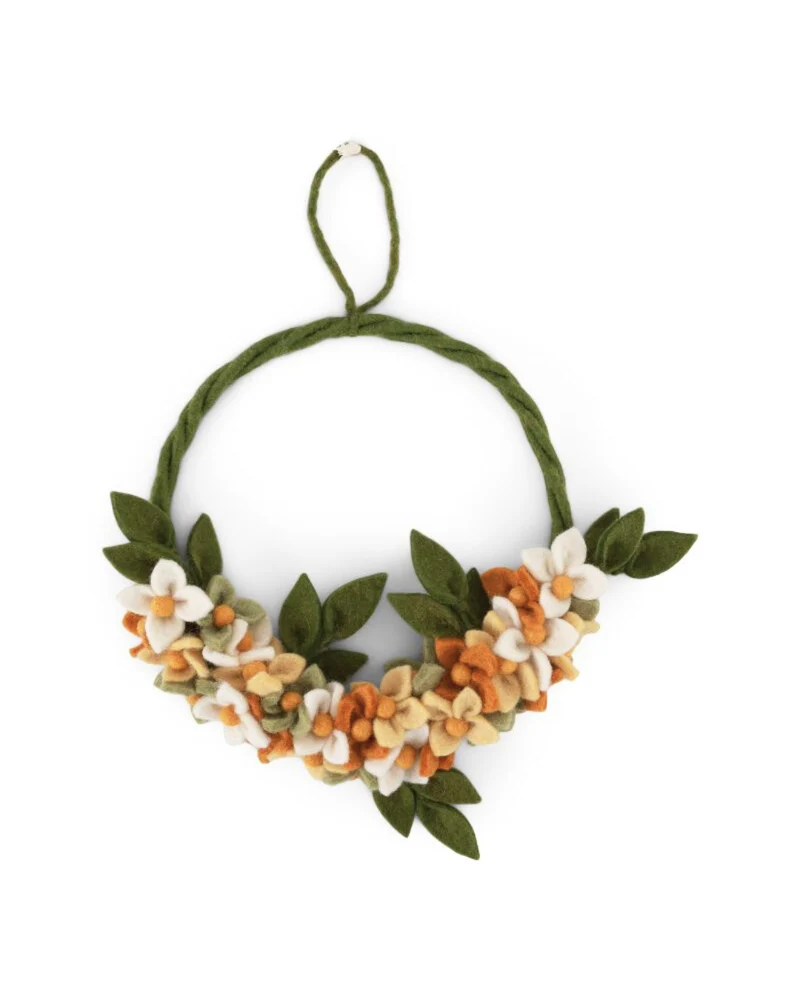 Blumen-Filzkranz in gelb-orange von Gry & Sif