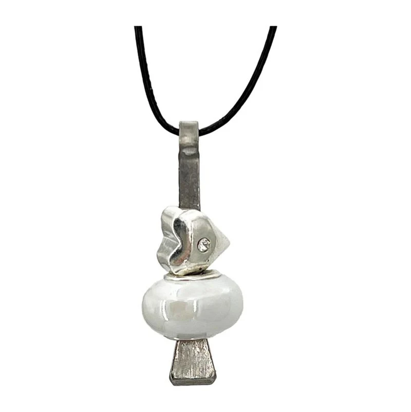 Hufnagel Schmuck mit weißer Porzellanperle und Herz