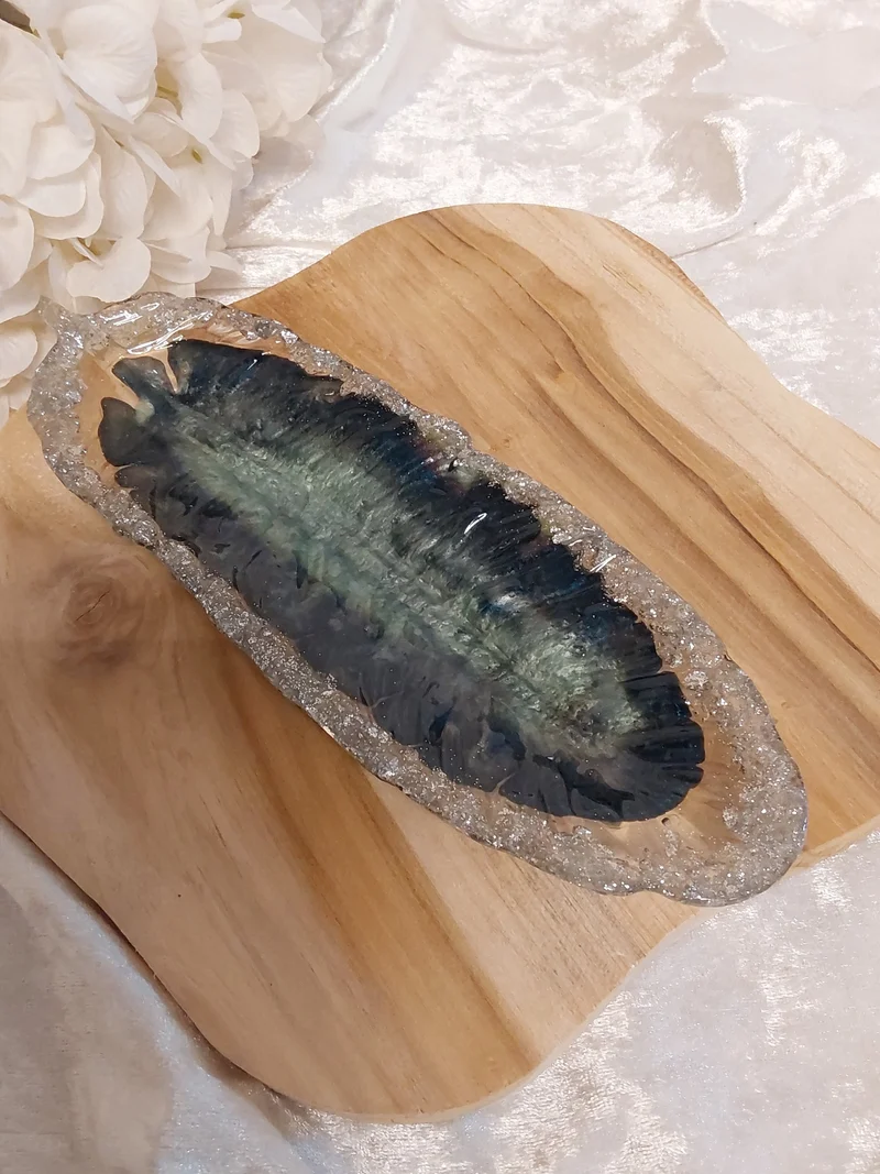 Federschälchen aus Resin