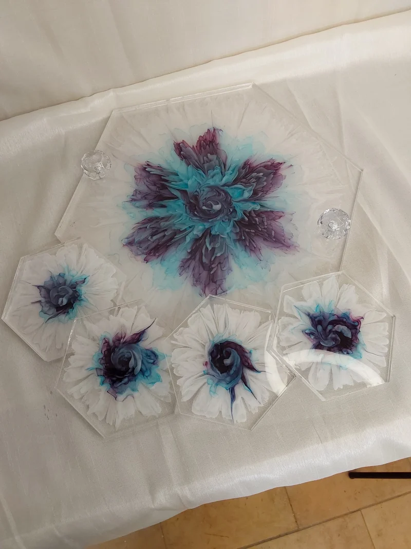 Tablett Hexagon Blüte und Griffe