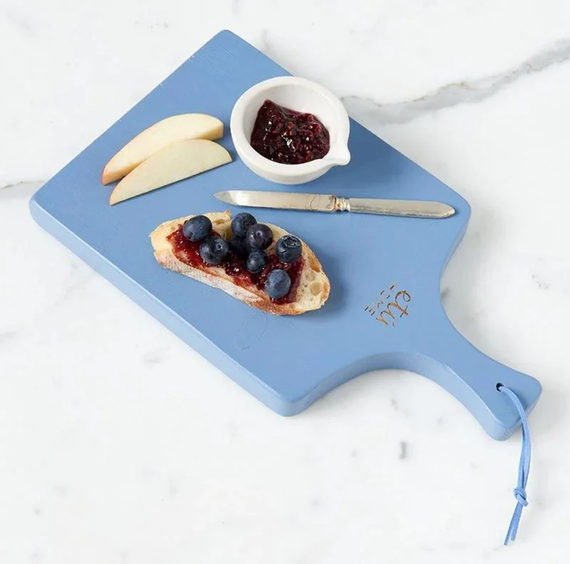 Hellblaues Charcuterie Board – Cottage Stil