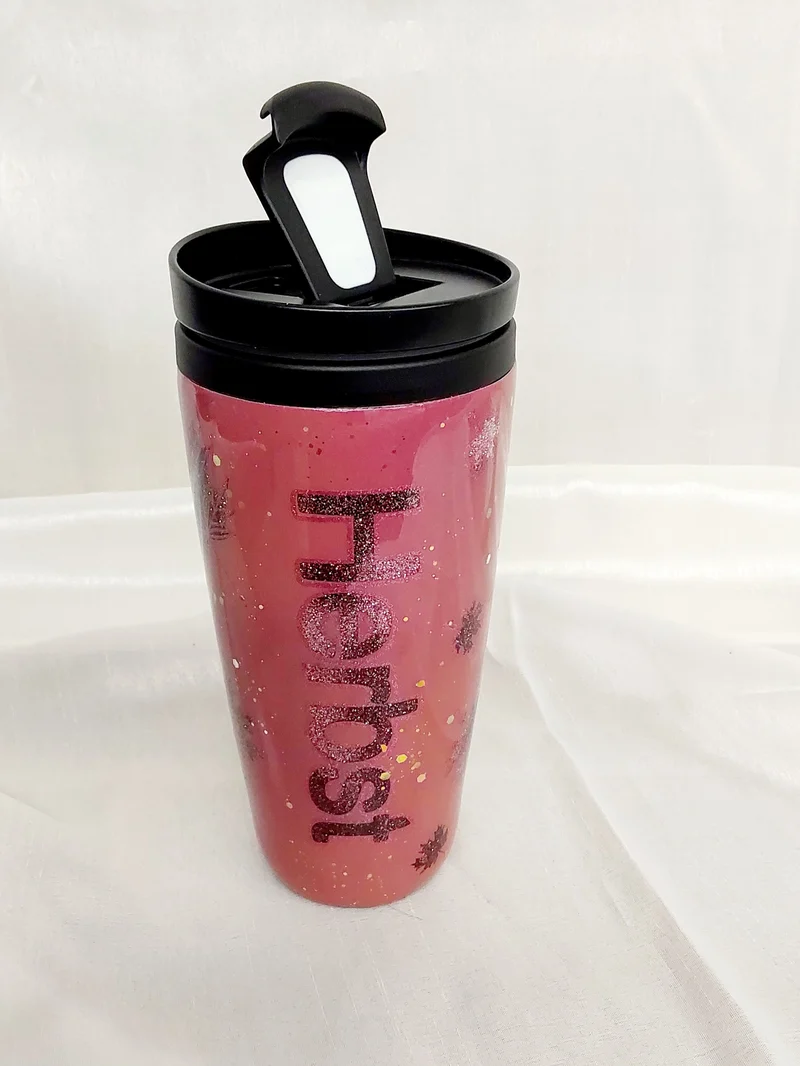 Trinkbecher mit Design