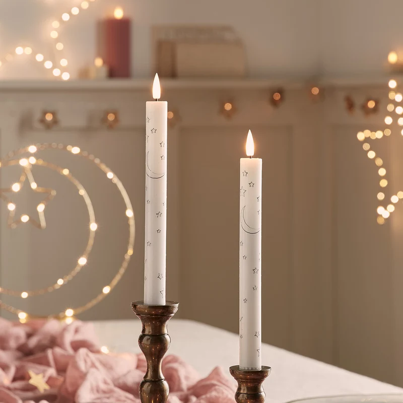 TruGlow® LED Stabkerzen Echtwachs Duo Mond und Sterne mit Fernbedienung