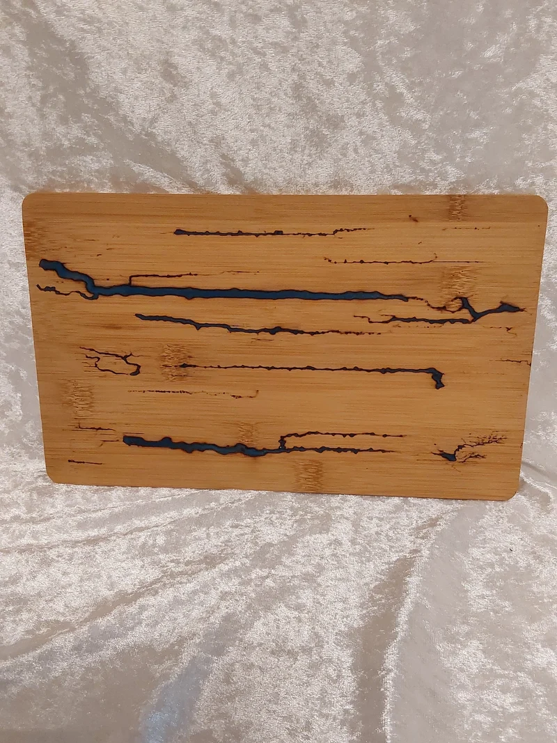 Holztablett Lichtenberg-Design