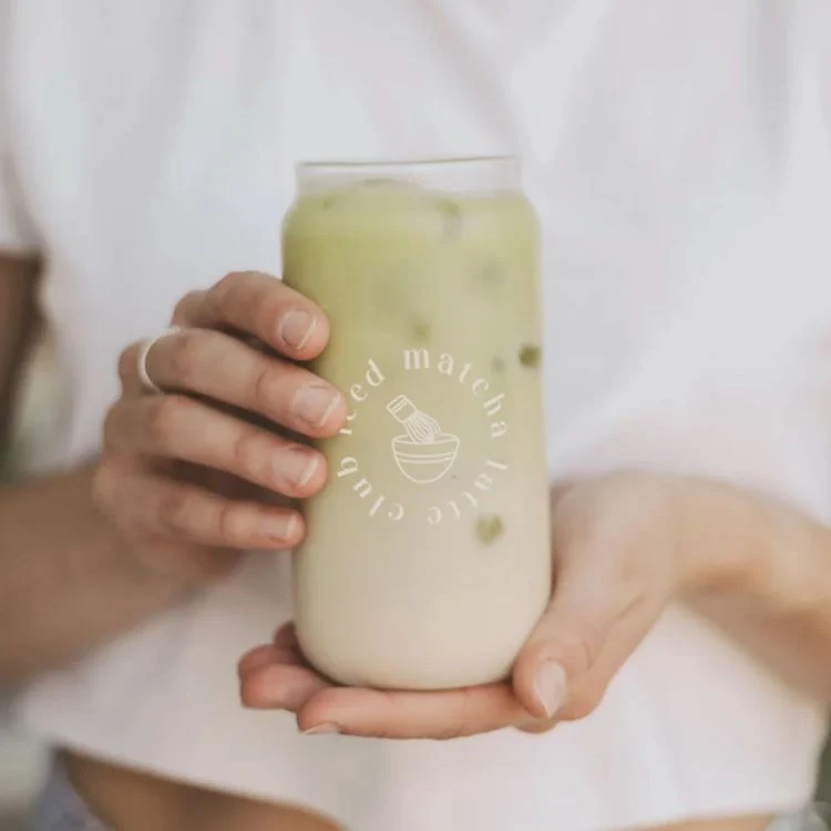 Eulenschnitt Hohes Trinkglas Iced matcha latte club
