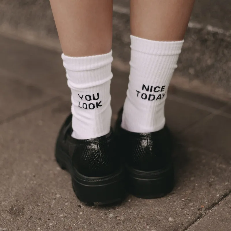 Eulenschnitt Socken You look nice today Größe 35-38 weiß