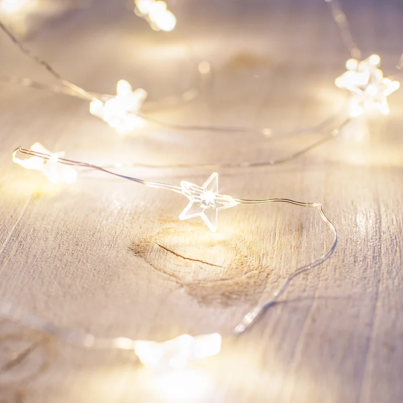 Batteriebetriebene 40er Mikro-LED-Sternenlichterkette in Warmweiß