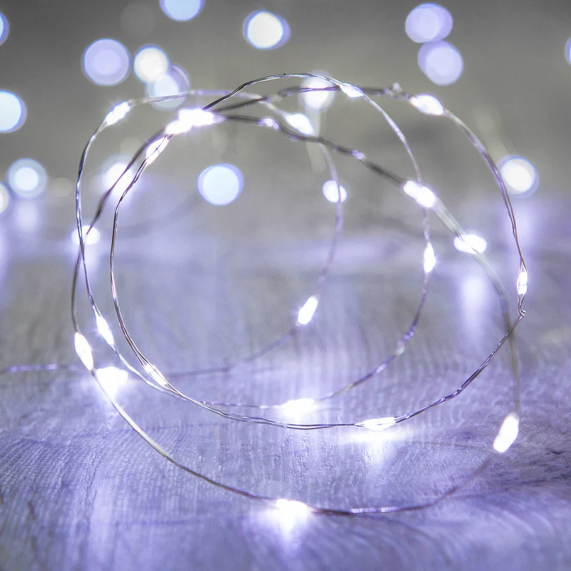 Batteriebetriebene 20er Mikro-LED-Lichterkette in Weiß