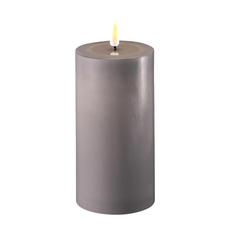 DELUXE LED Stumpenkerze Grau 7,5 x 15 cm